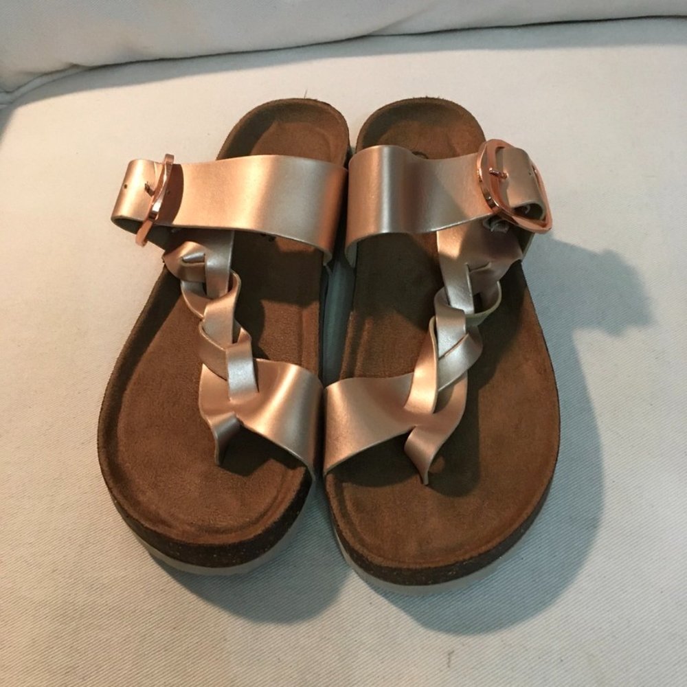 NWOT Outwoods Bork 67 Rose Gold Braided Sandals